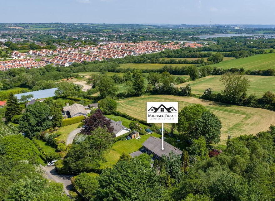 Commeen, Carrigaline, P43PX28
