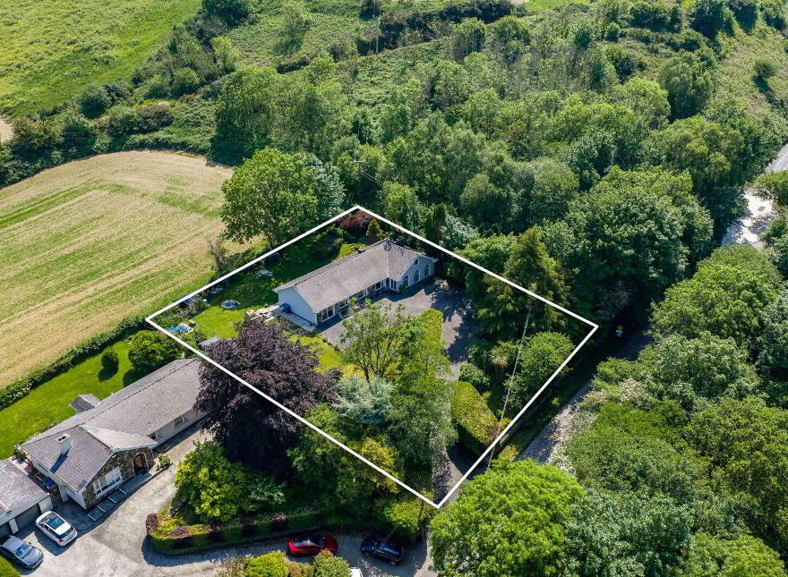 Commeen, Carrigaline, P43PX28
