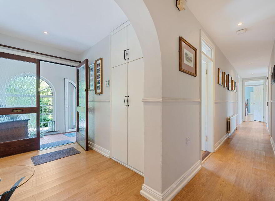 Commeen, Carrigaline, P43PX28