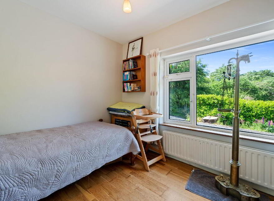 Commeen, Carrigaline, P43PX28