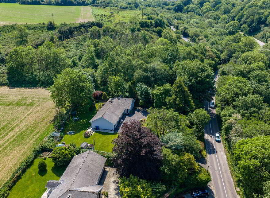 Commeen, Carrigaline, P43PX28