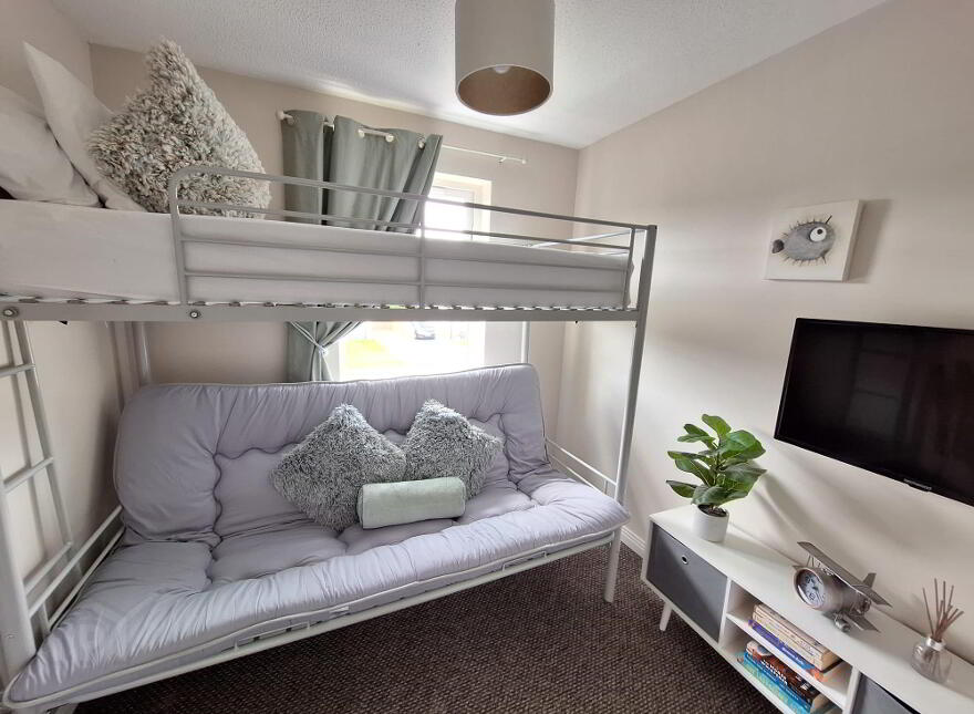8 Whitehall Crescent, Ballycastle, BT54 6WH
