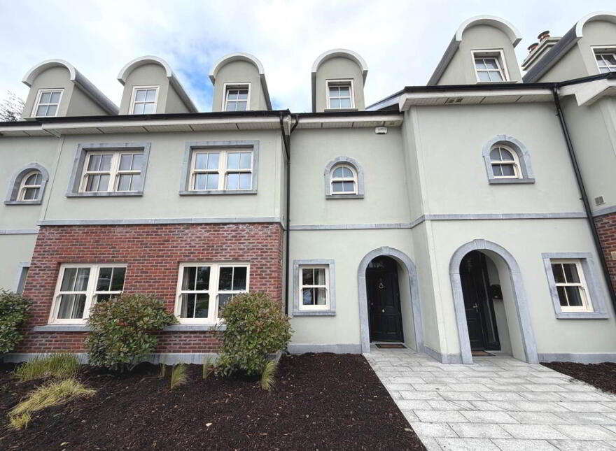 2 Shelbourne Square, North Circular Road, V94HP6H