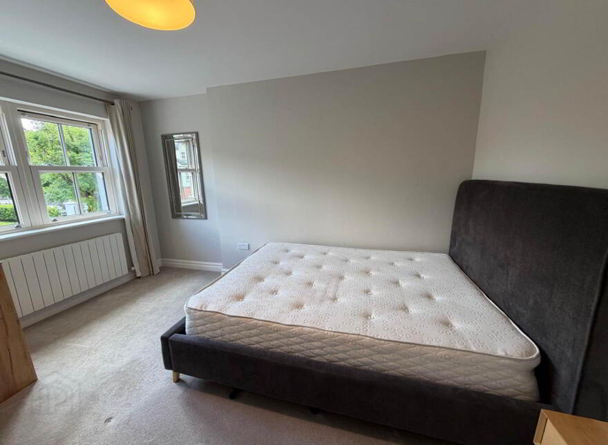 2 Shelbourne Square, North Circular Road, V94HP6H