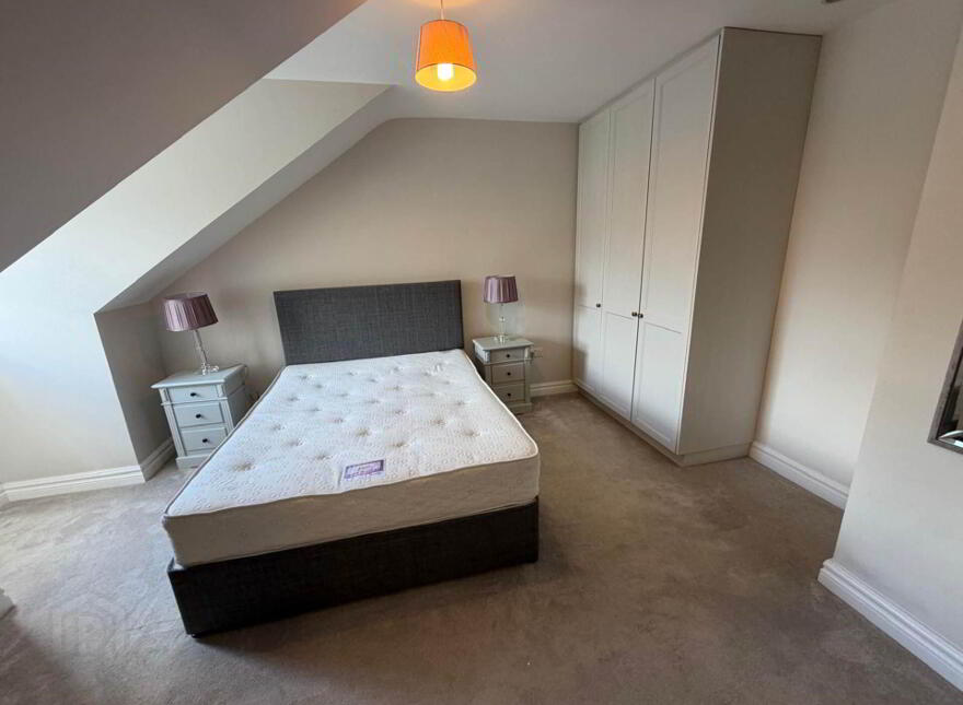 2 Shelbourne Square, North Circular Road, V94HP6H