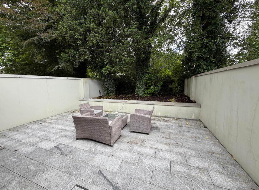 2 Shelbourne Square, North Circular Road, V94HP6H