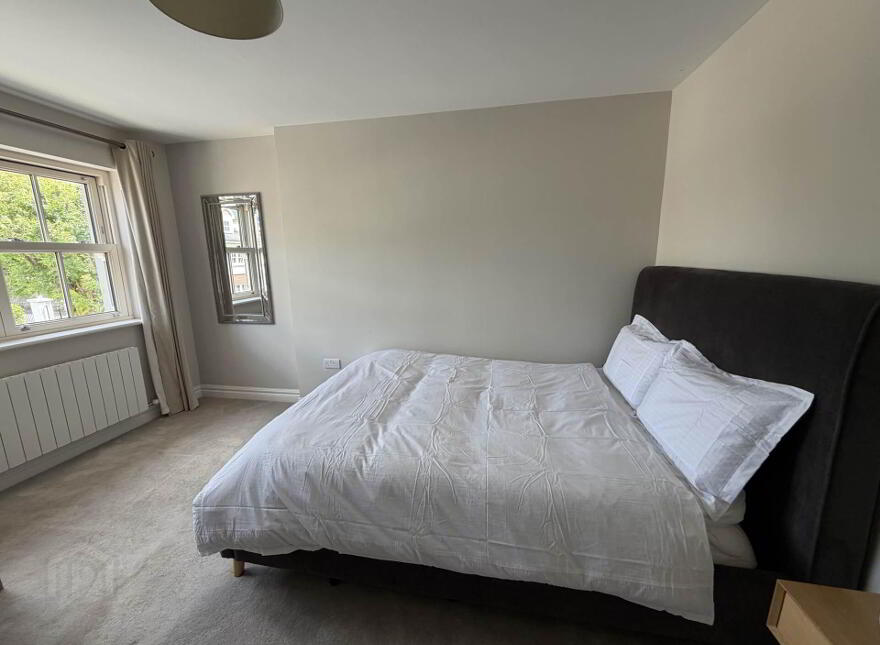 2 Shelbourne Square, North Circular Road, V94HP6H