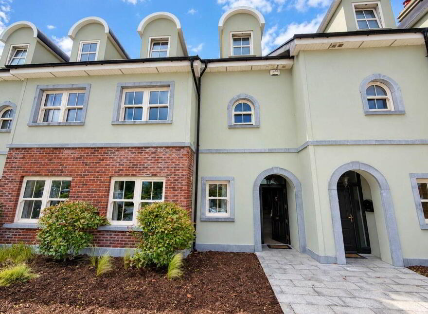 2 Shelbourne Square, North Circular Road, V94HP6H