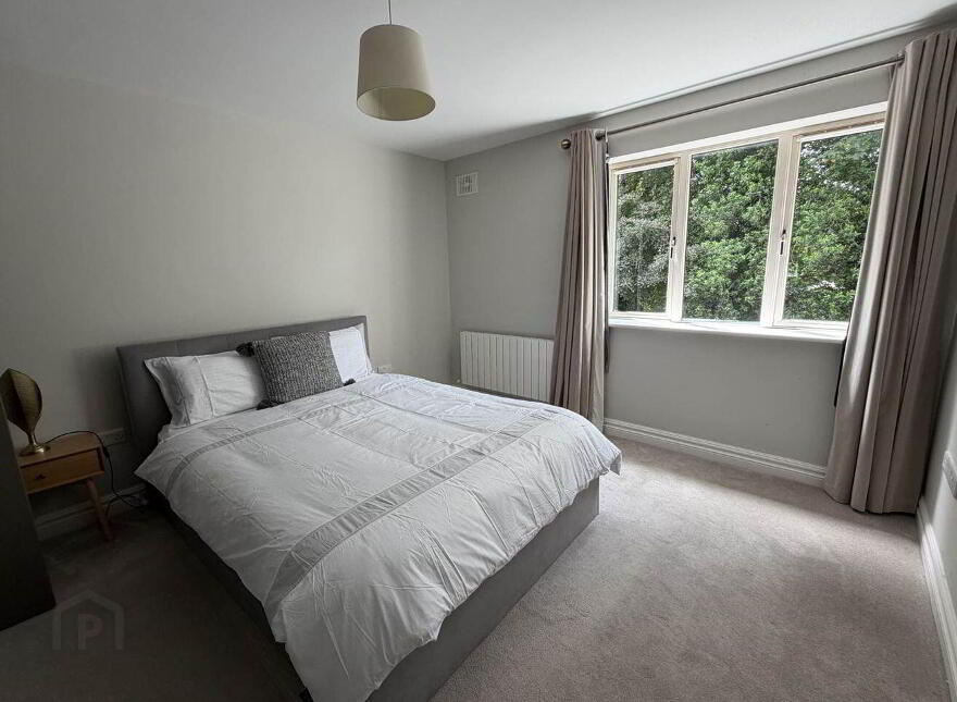 2 Shelbourne Square, North Circular Road, V94HP6H