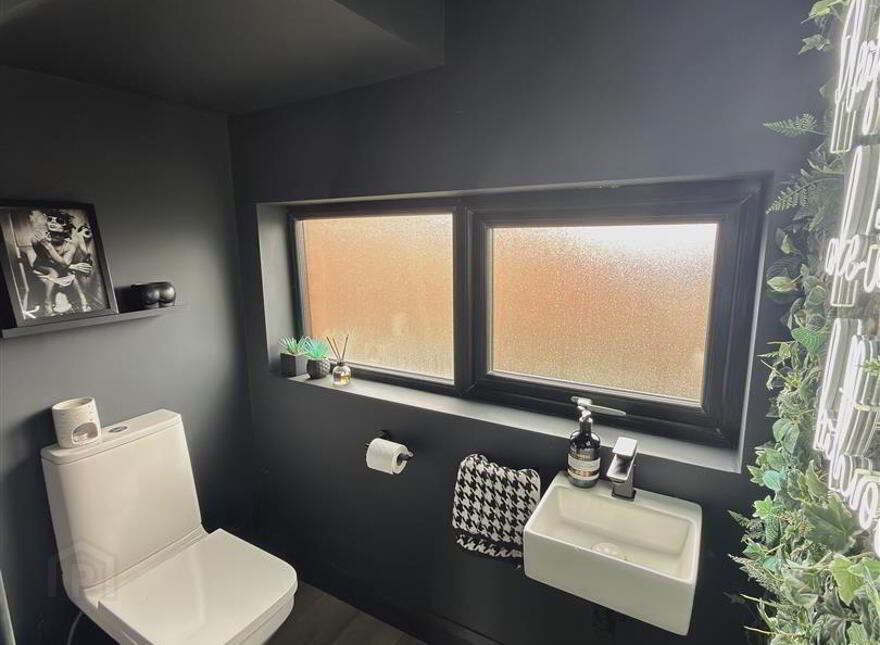 623 Ballysillan Road, Belfast, BT14 6RR