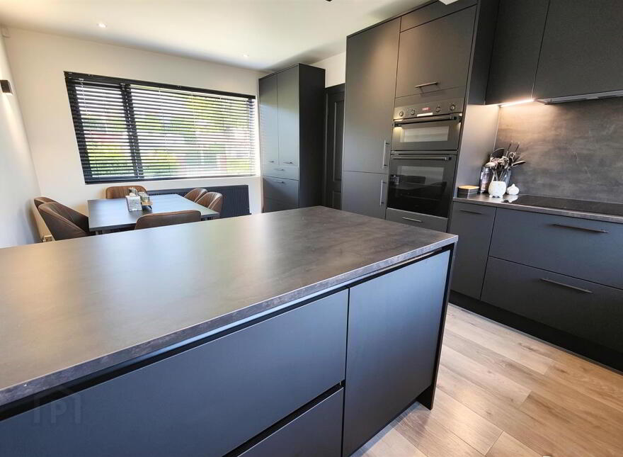 623 Ballysillan Road, Belfast, BT14 6RR