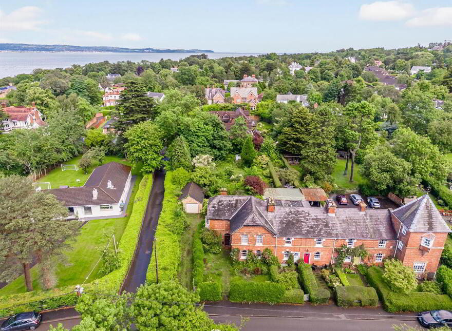 COASTGUARD COTTAGE, 37 Farmhill Road, Holywood, BT18 0AD