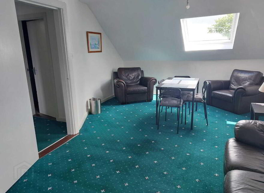 39b Church Street, Warrenpoint, Newry, BT34 3HN