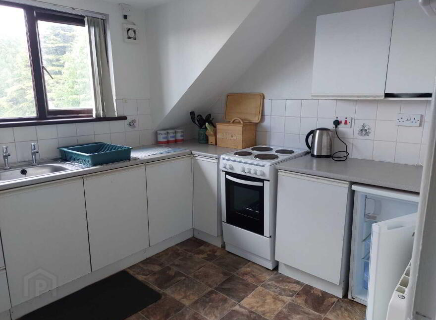 39b Church Street, Warrenpoint, Newry, BT34 3HN