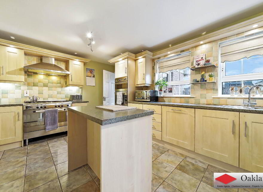 96 Dellwood, Eglinton, Londonderry, BT47 3XF