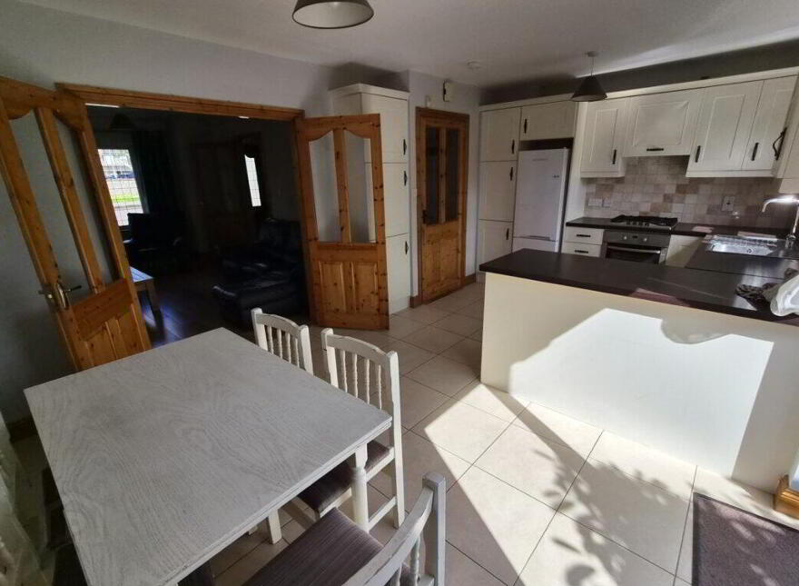 33 Larchfield, Bridgemount, Carrigaline, P43F380