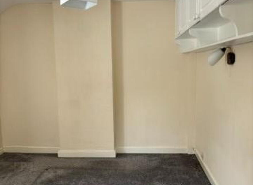 Dublin Road, Enniskillen, BT74 6HN