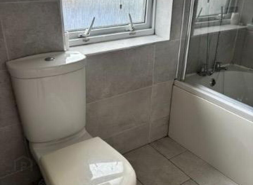 Dublin Road, Enniskillen, BT74 6HN