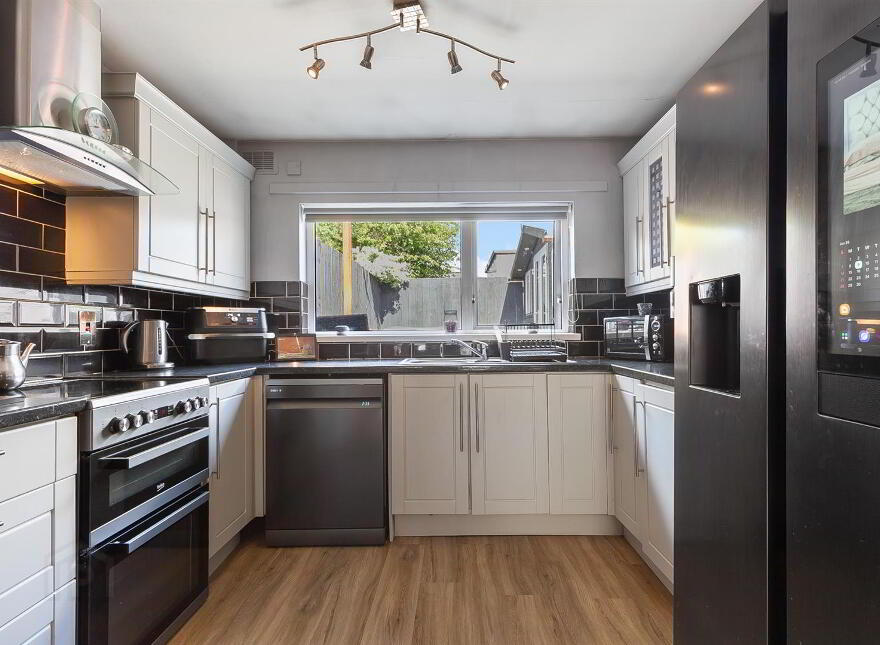 56 Uppertown Drive, Newtownabbey, BT36 5NU