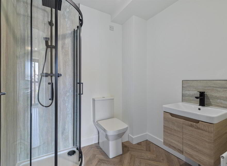 Apartment 4 Marine Sands 82 Belfast Road, Carrickfergus, BT38 8BT