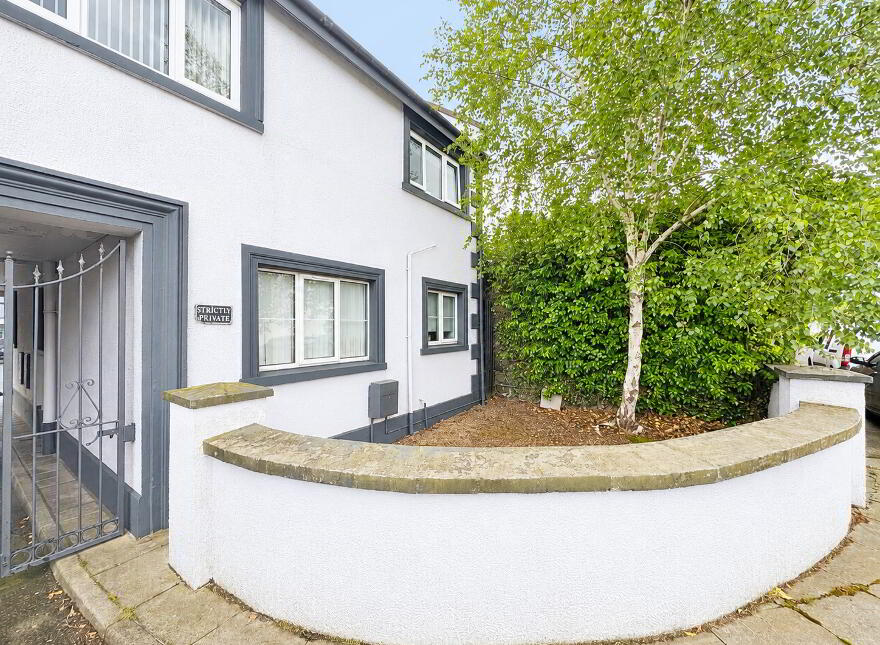 Apt 13 Quay Court, Scotch Quarter, Carrickfergus, BT38 7UP