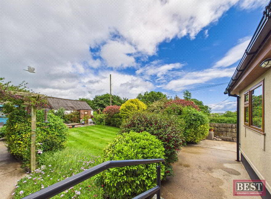 52 Aughnahoory Road, Kilkeel, Newry, BT34 4HF