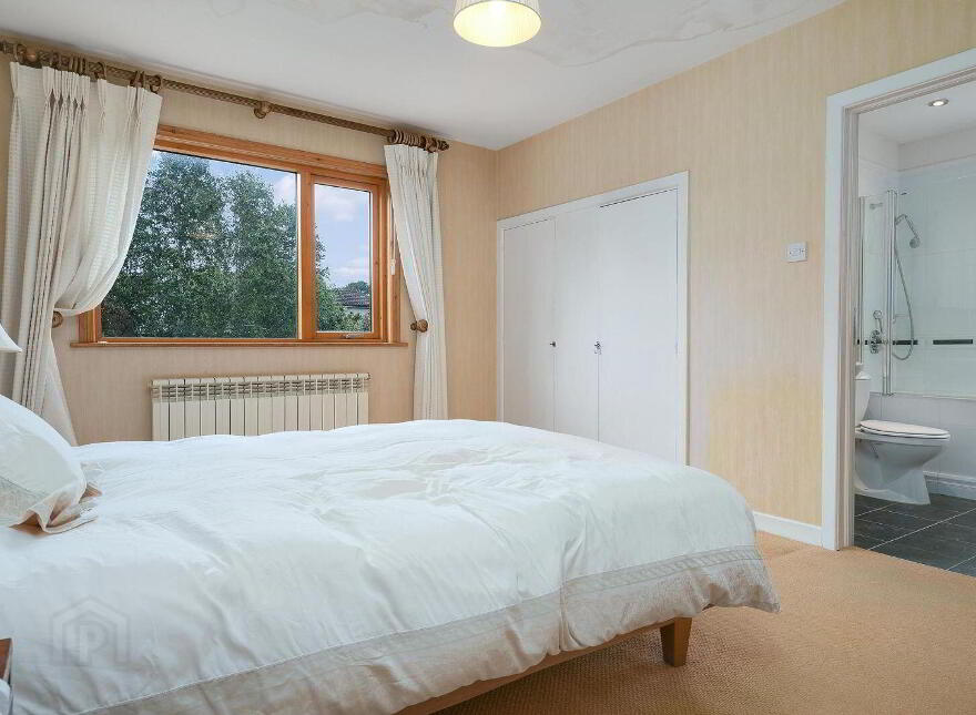 53 Joyce Avenue, Foxrock, D18H7R2