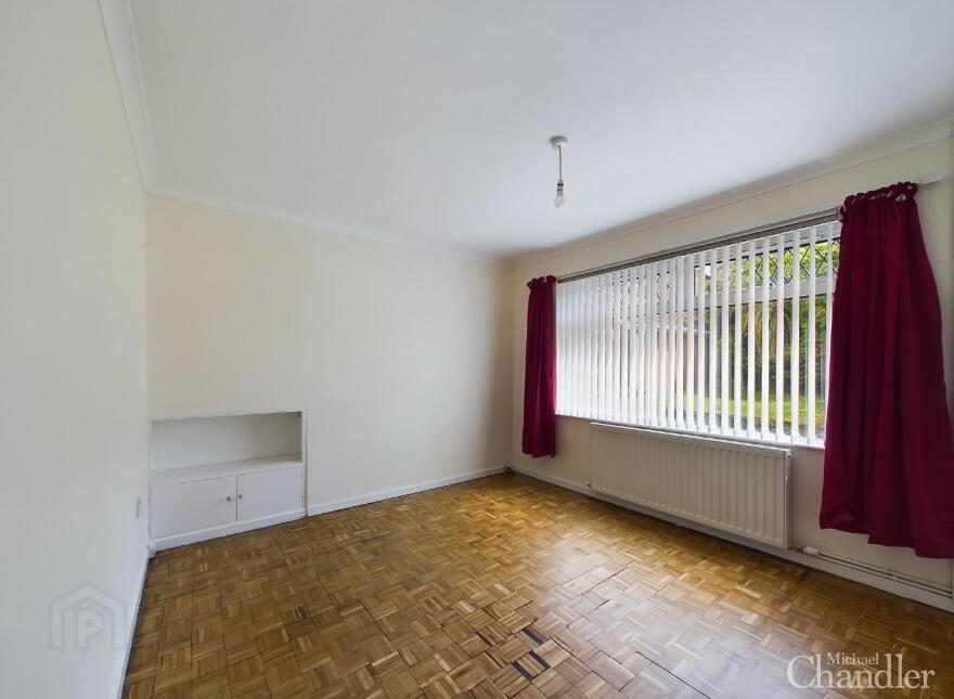 4 Loughview Drive, Belfast, BT6 0NU