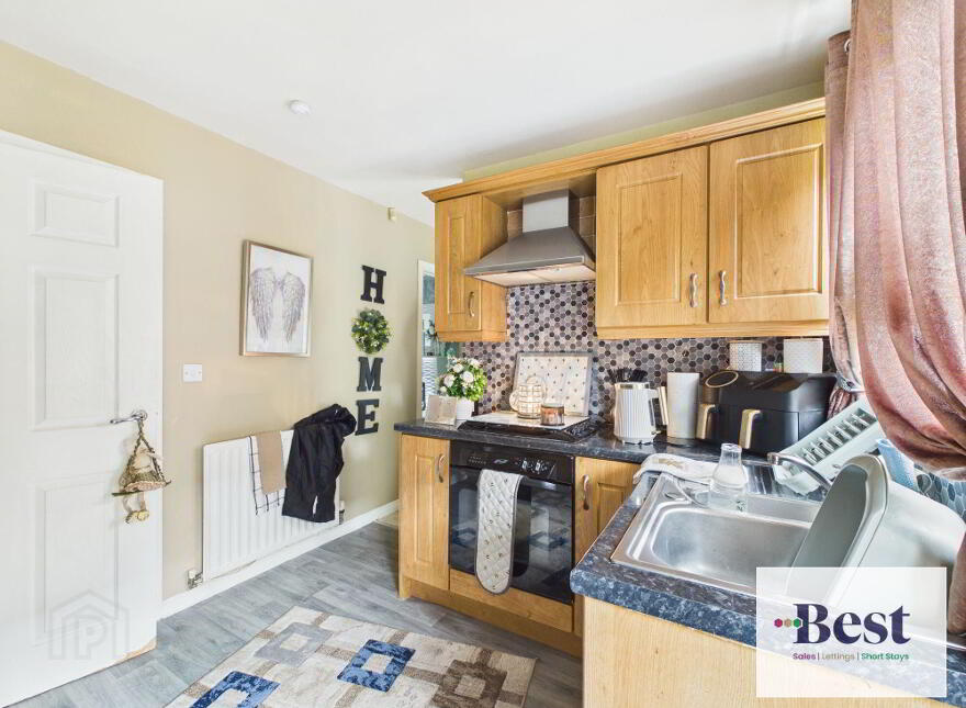178 Blackthorn Rise, Larne, BT40 2NB
