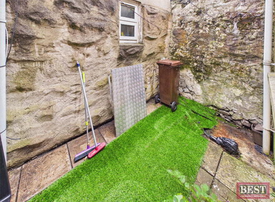 20 Mary Street, Warrenpoint, Newry, BT34 3NT