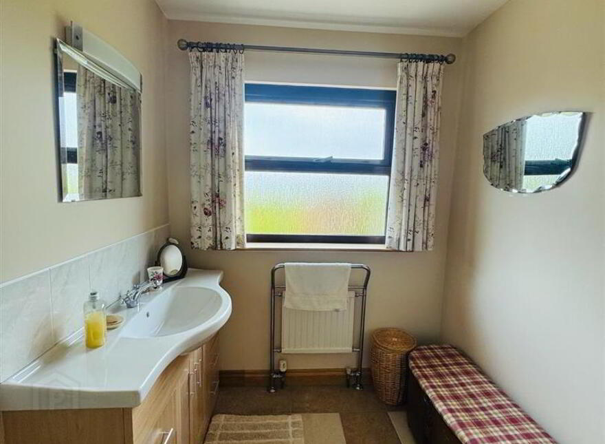 38 Leckpatrick Road, Artigarvan, Strabane, BT82 0HB