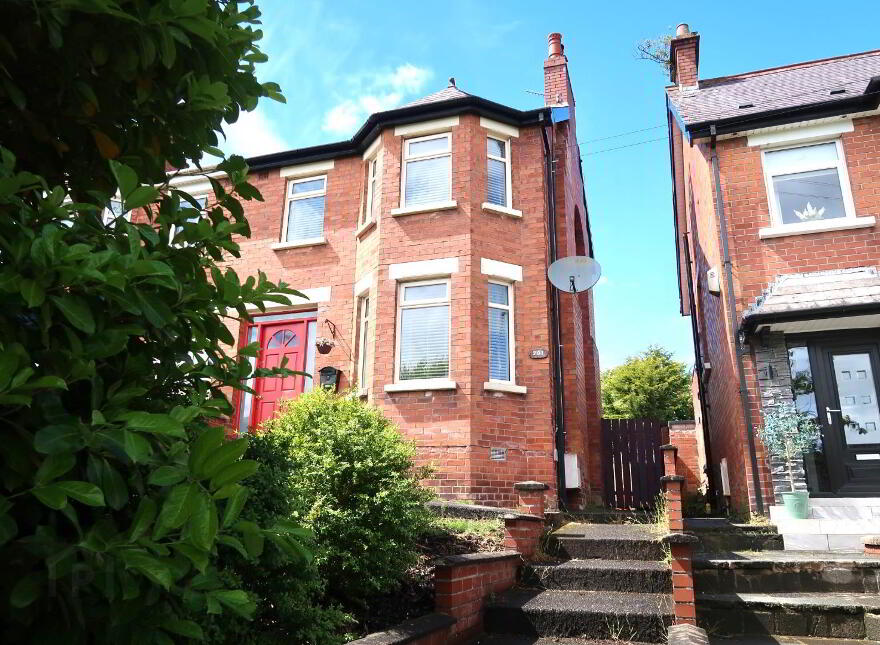 201 Ballygomartin Road, Belfast, BT13 3NB
