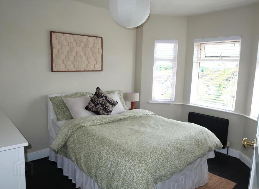 201 Ballygomartin Road, Belfast, BT13 3NB