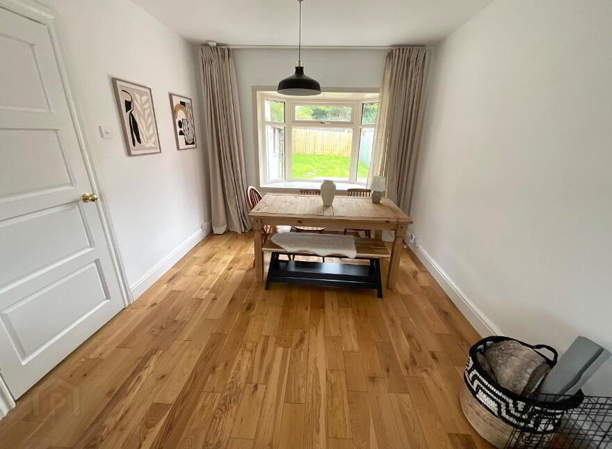 201 Ballygomartin Road, Belfast, BT13 3NB