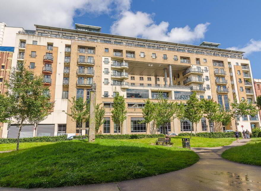 Apt 601 Park Avenue, 12 Bankmore Street, Belfast, BT7 1AQ photo