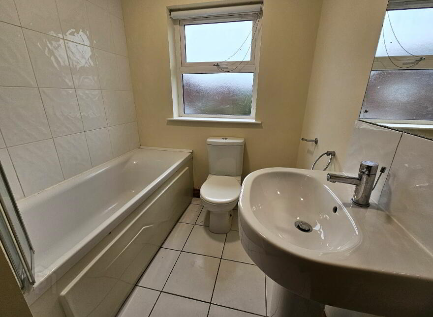21 Millhouse Glen, Antrim, BT41 2UJ