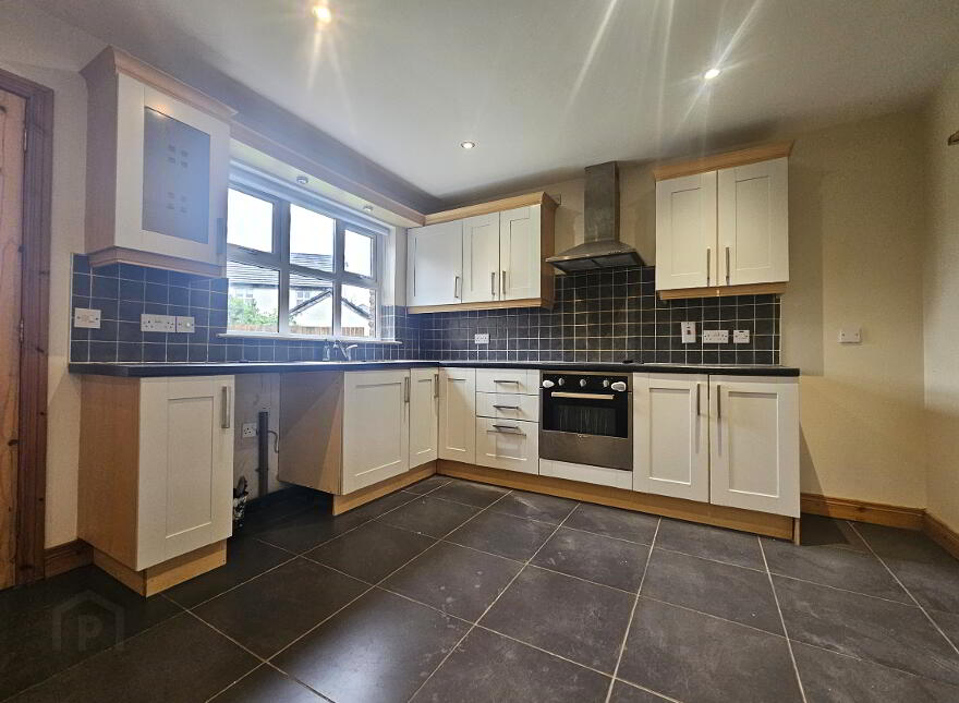 21 Millhouse Glen, Antrim, BT41 2UJ