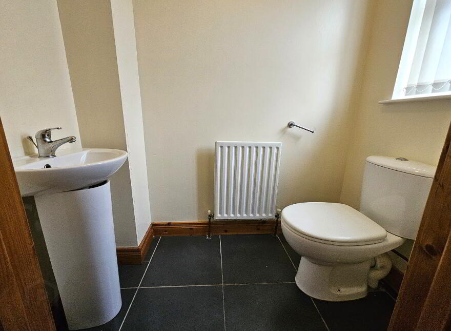 21 Millhouse Glen, Antrim, BT41 2UJ