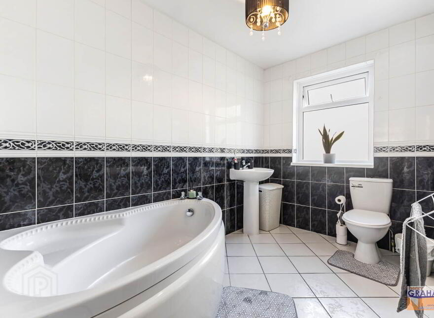 1 Ashbourne Park, Lisburn, BT27 4NS