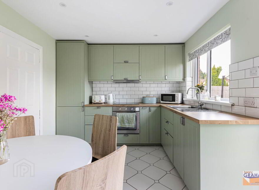 1 Ashbourne Park, Lisburn, BT27 4NS