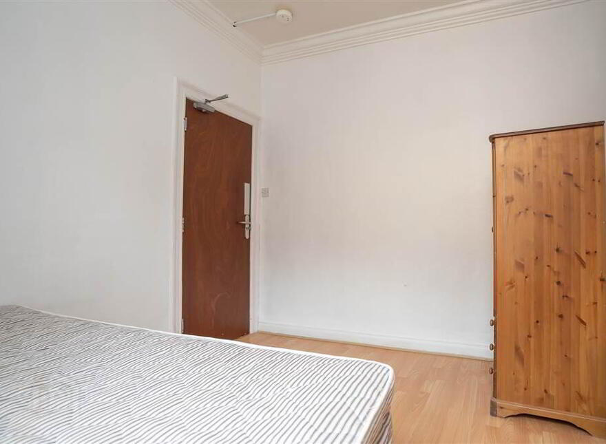 30 Candahar Street, Off Ormeau Road, Belfast, BT7 3AQ