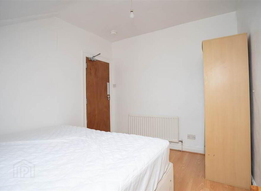 30 Candahar Street, Off Ormeau Road, Belfast, BT7 3AQ