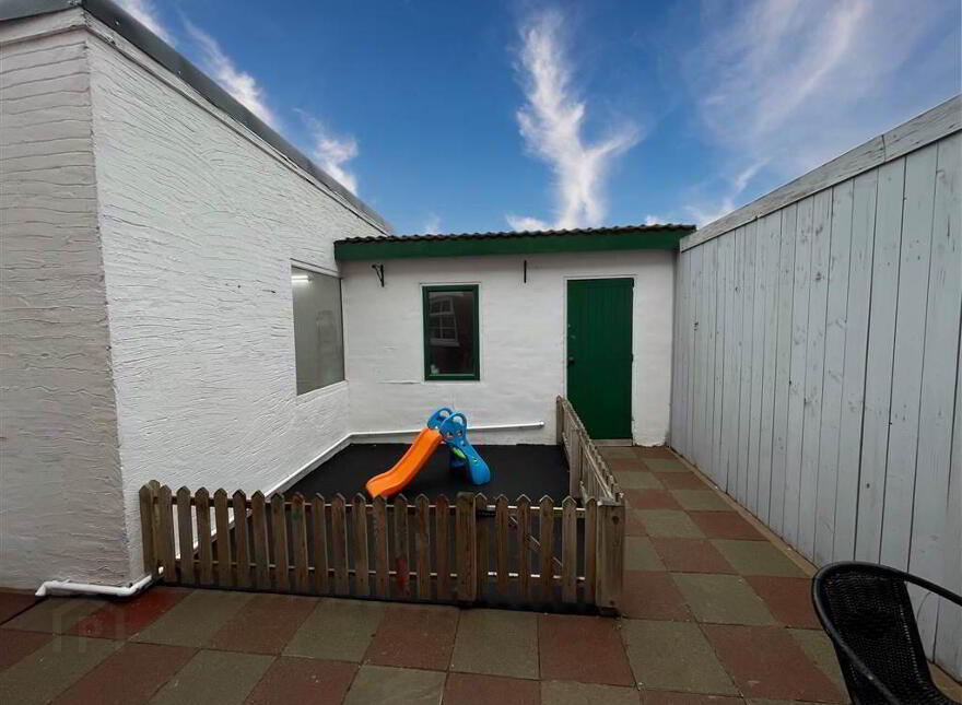 38 Mica Drive, Belfast, BT12 7NN