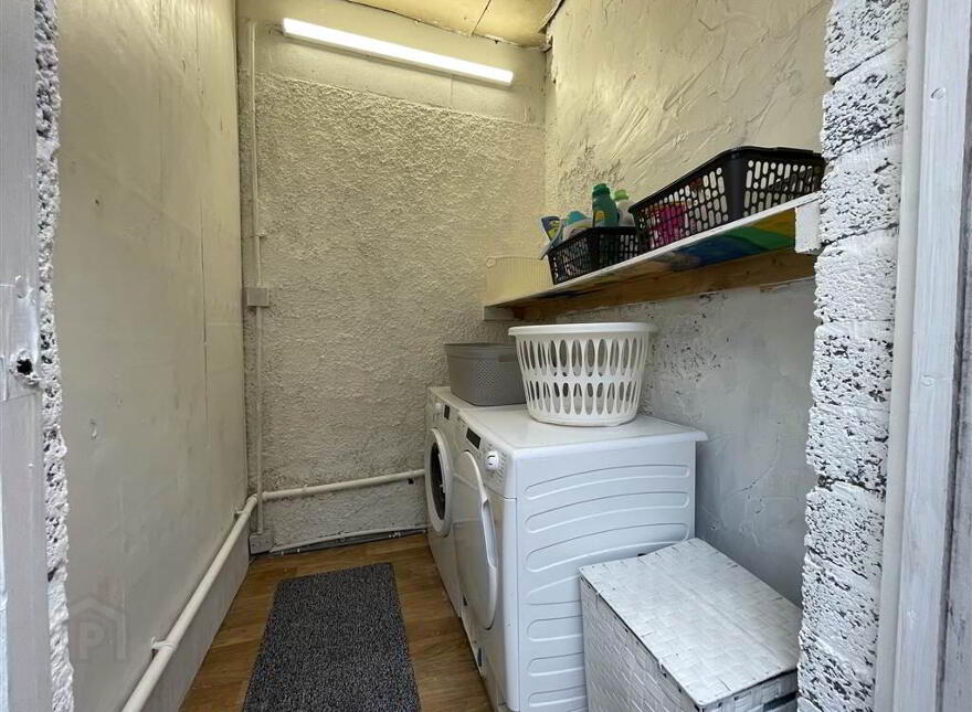 38 Mica Drive, Belfast, BT12 7NN