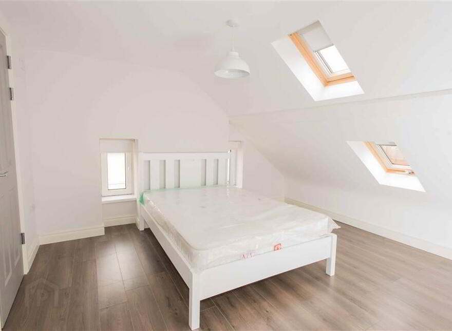 Apt 3C, Belmont Road, Belfast, BT4 2AA