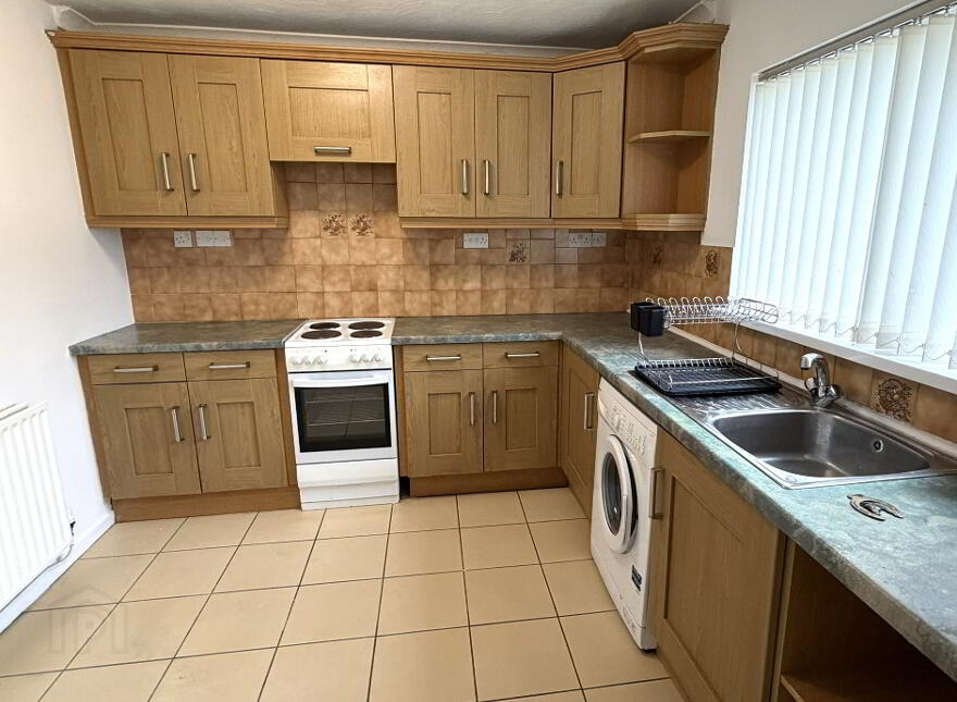 75 Millfield, Ballymena, BT43 6DP