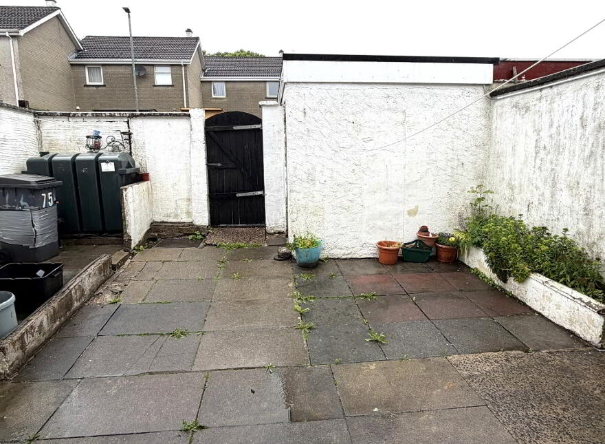 75 Millfield, Ballymena, BT43 6DP