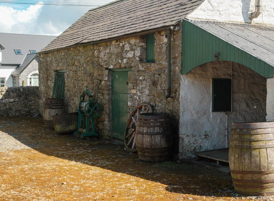 Leo's Cottage, 39 Low Road, Killeavy, Newry, BT35 8RH