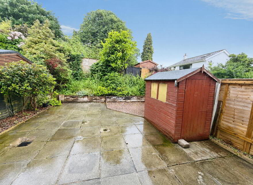 8 Railway Cottages, Lambeg, Lisburn, BT27 4QW
