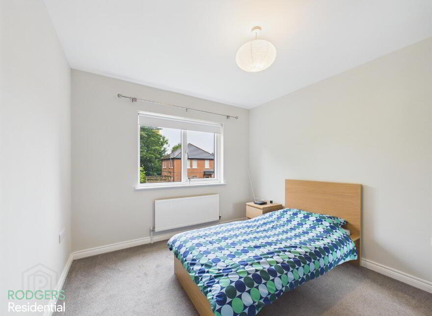 Apt 4, 3 Loughan Hall, Dundonald, Castlereagh, Belfast, BT16 2FQ